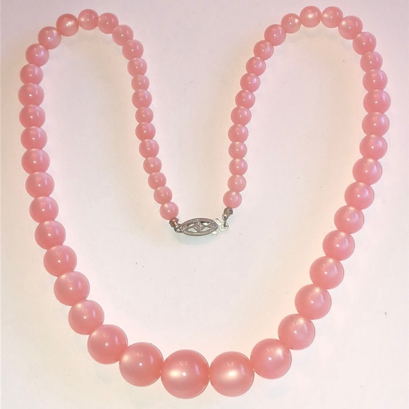 Vintage Jewelry - Vintage Pink Moonglow Moon Glow Beaded Boho Retro Necklace
